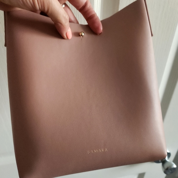 Samara Vegan Leather Medium Shoulder Bag - Picture 10 of 12